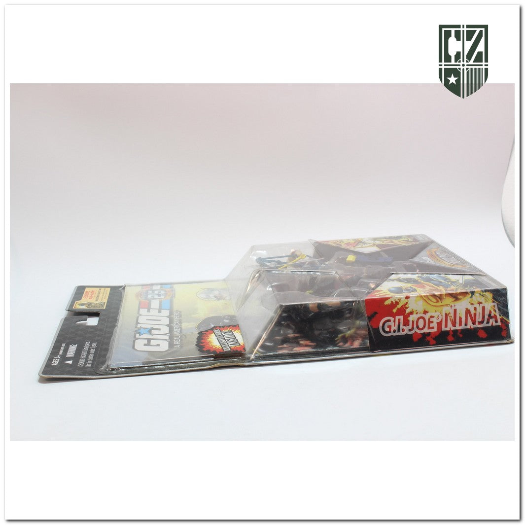 GI JOE 2008 Comic Two Pack - Snake Eyes e Storm Shadow Comandos Em Ação Cobra